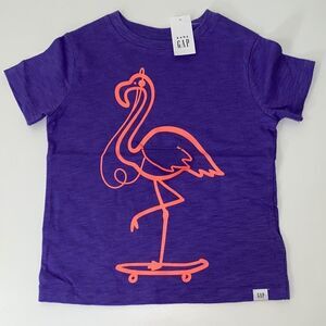 New Gap T-shirt boys